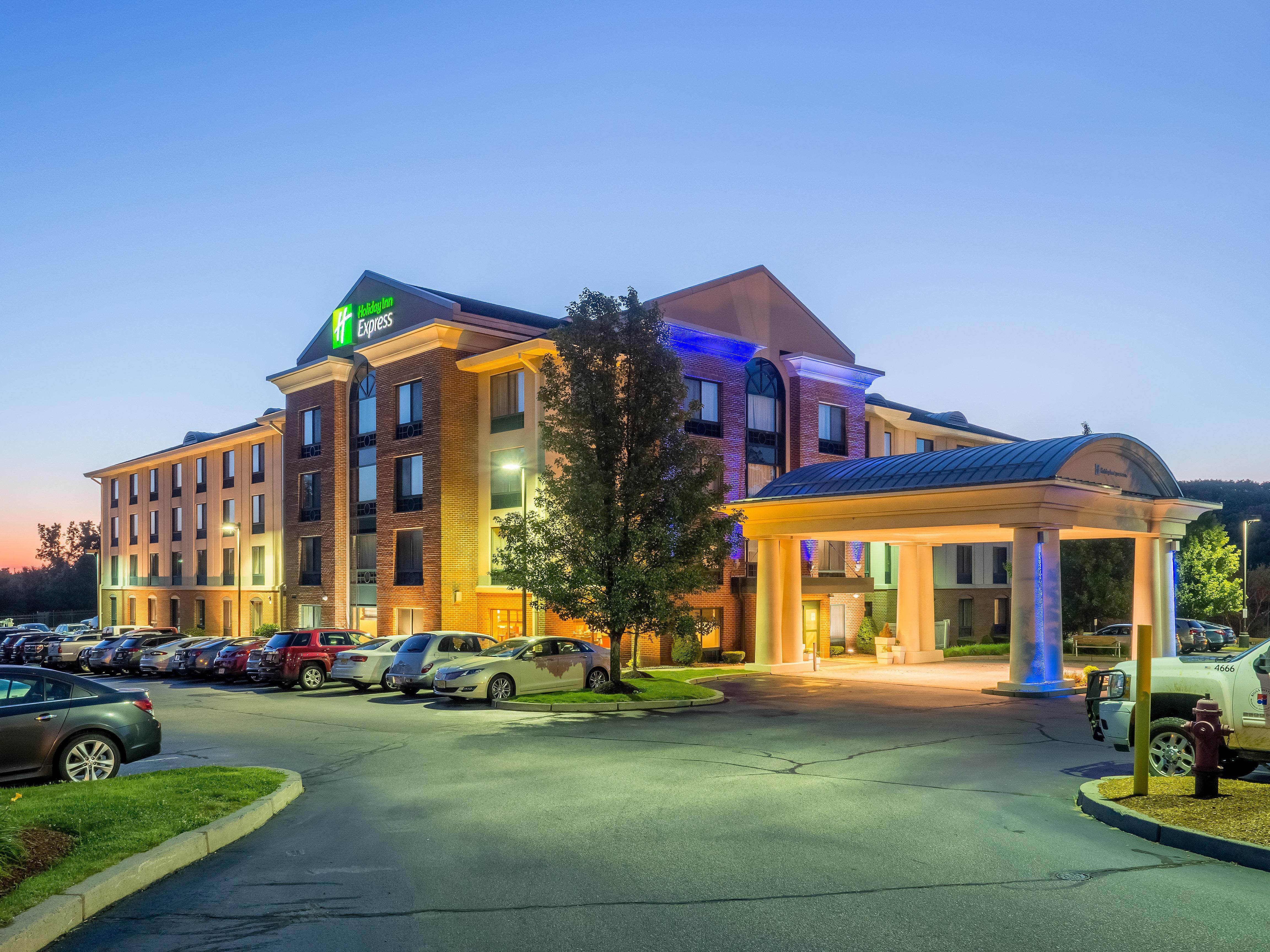 Holiday Inn Express Hotel & Suites Auburn, An Ihg Hotel Exterior photo